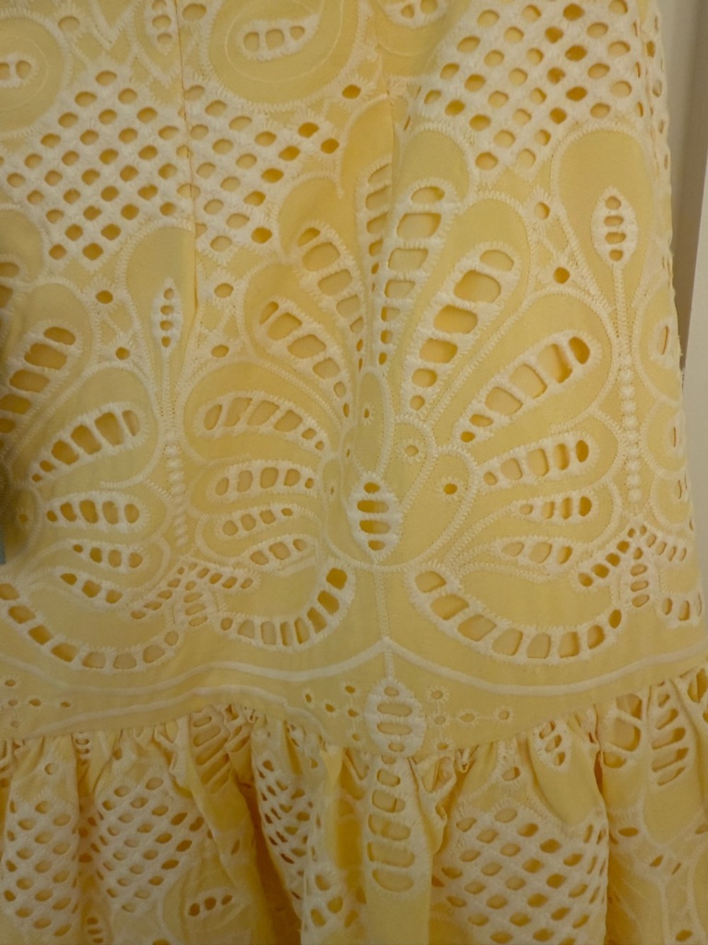 Gianni Bini Yellow Eyelet Midi Skirt - Women's Summer Skirt Size 6 - Picture 3 of 5